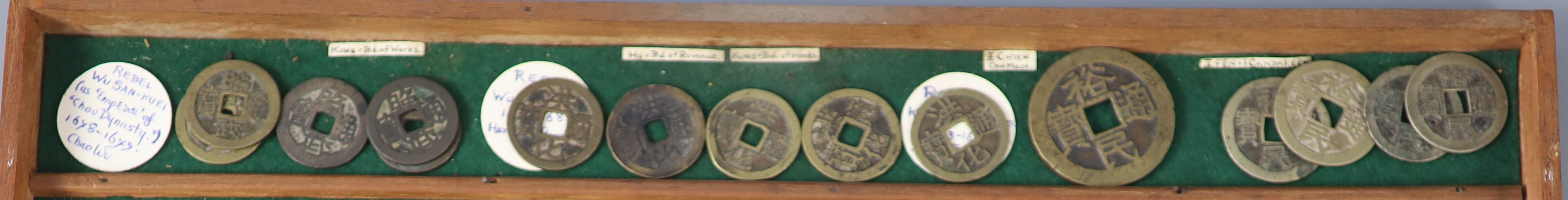 China, 115 bronze round coins, late Ming dynasty and post Ming rebels, (1620-1678)